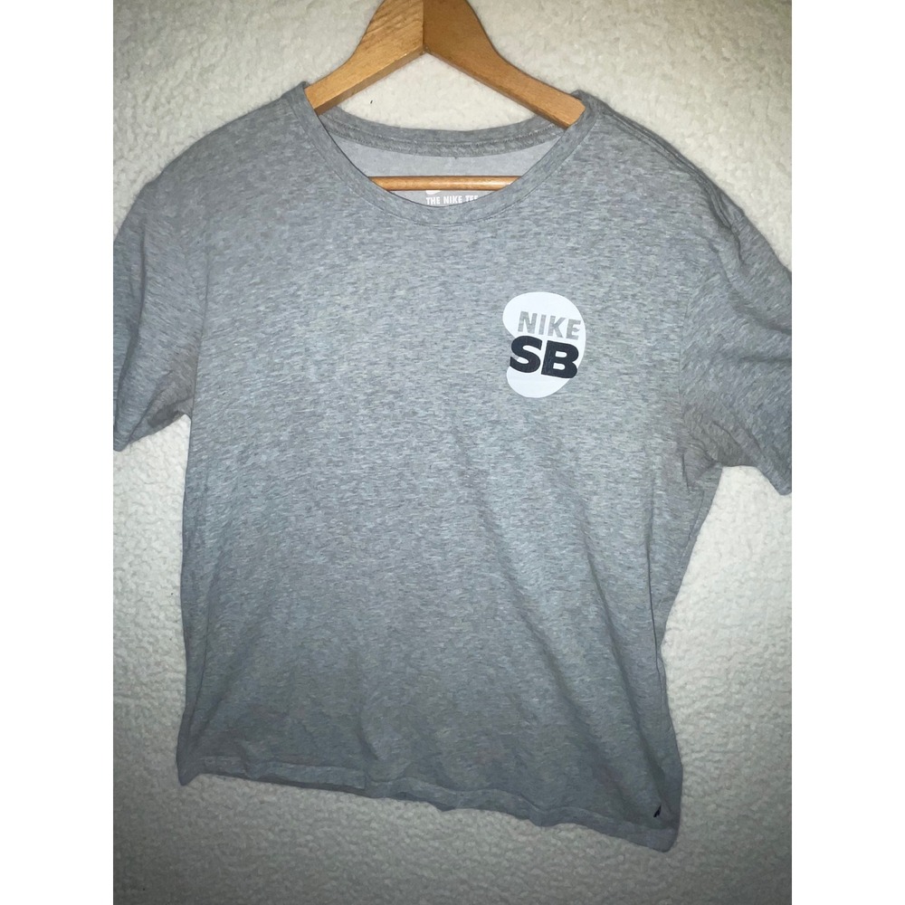 Nike SB Pool Service Dri-FIT Graphic T-Shirt Mens Large Gray Athletic Cut Tee